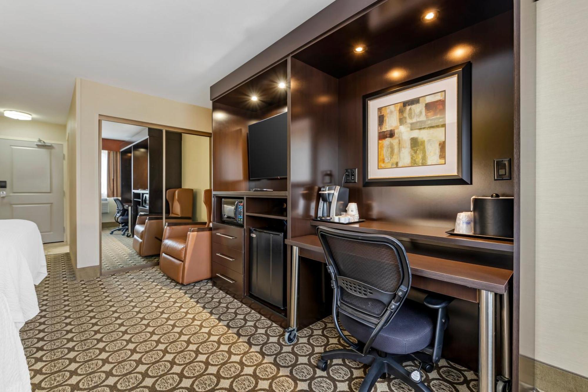 Best Western Plus Inntowner マディソン エクステリア 写真