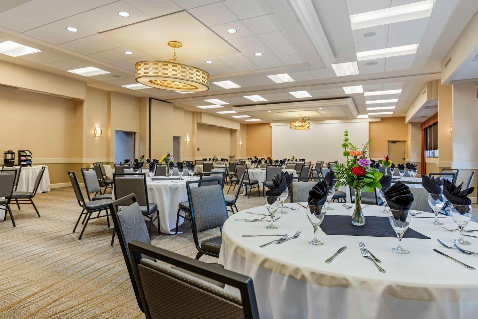 Best Western Plus Inntowner マディソン エクステリア 写真
