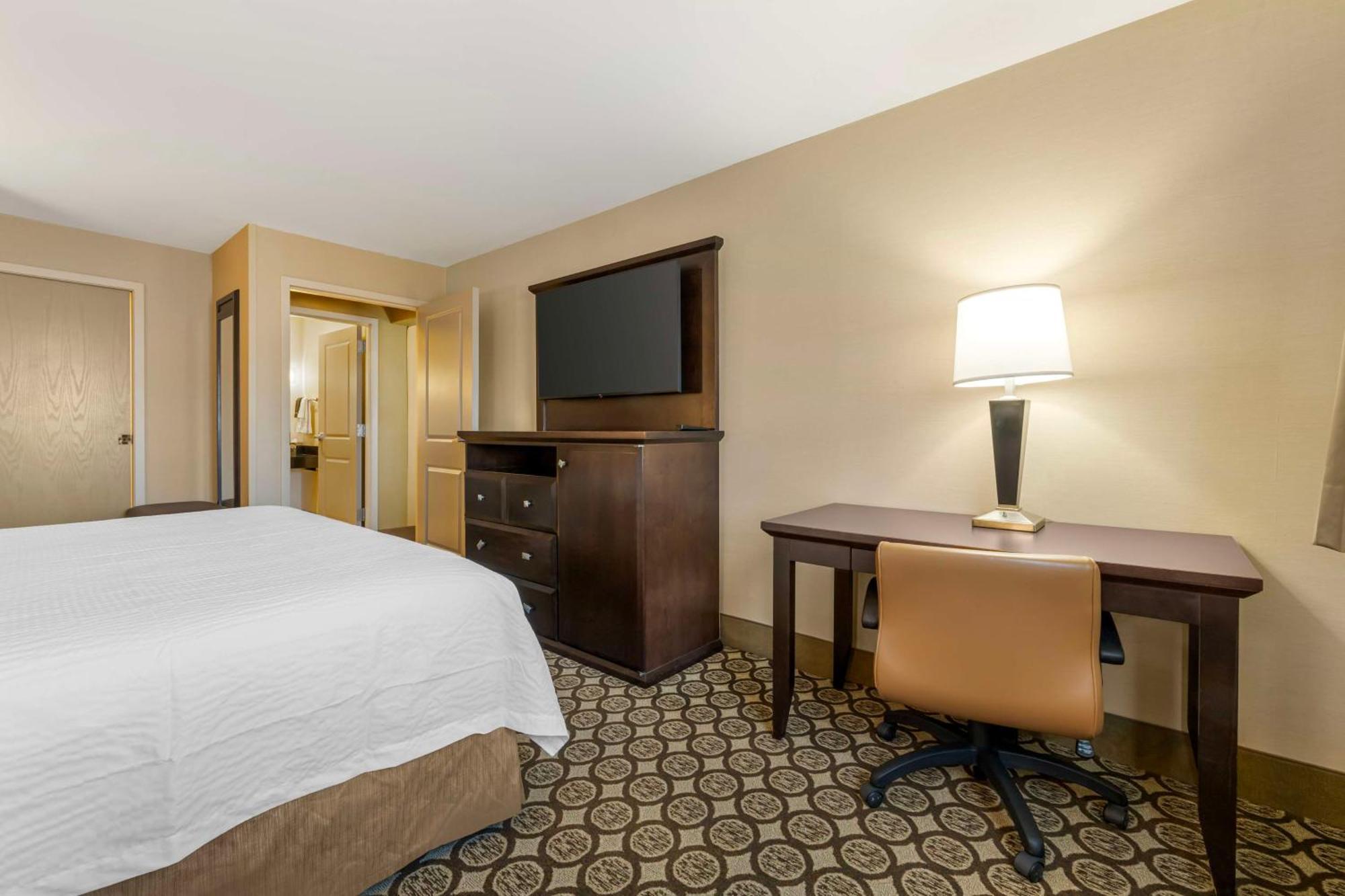Best Western Plus Inntowner マディソン エクステリア 写真